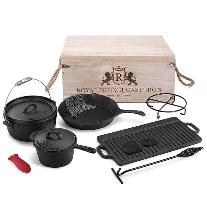 CastIroncookSetA Beyond The Tent