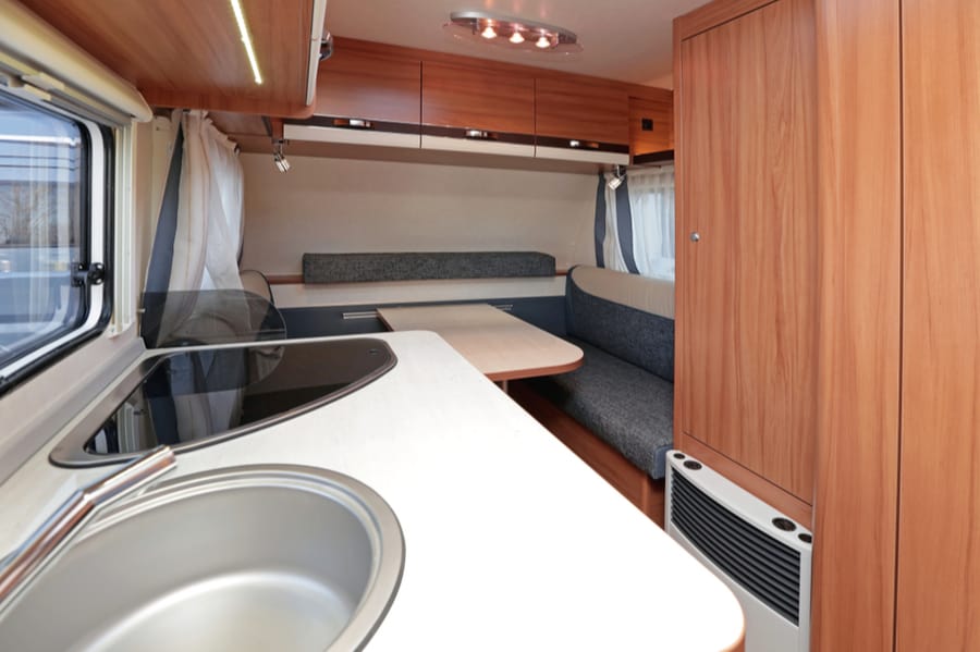 Best RV Stoves: Your Guide to RV Cooktops 1 RV Kitchen