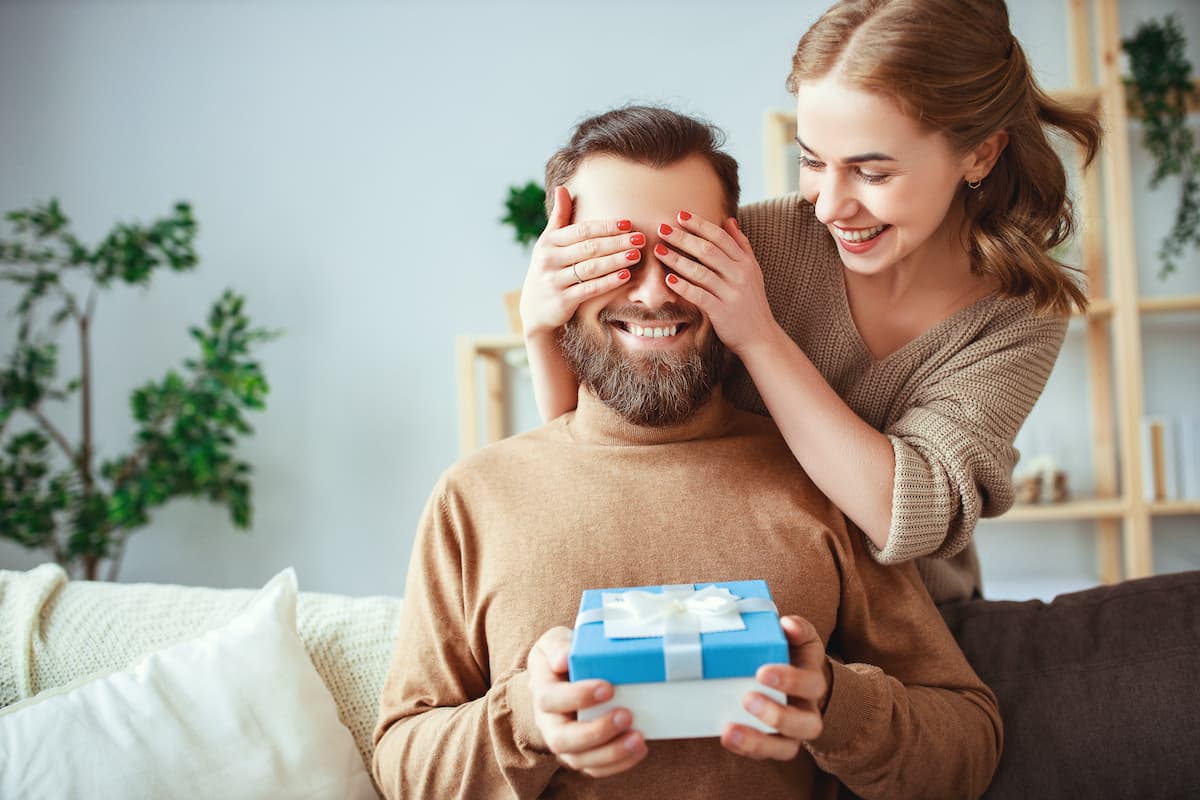 travel gifts for men