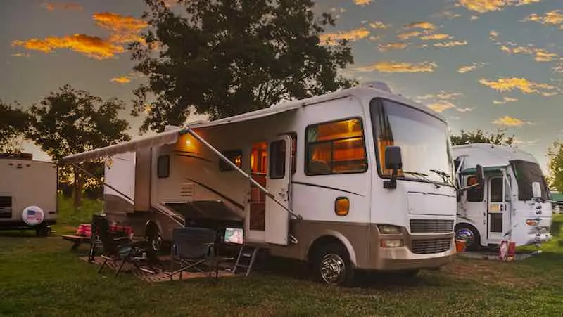 12 Best Places for RV Camping in Ohio 1 Sunset in an RV Camping Park.