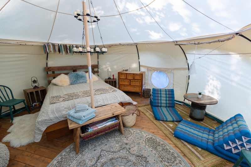 12 Best Destinations for Glamping in North Carolina 1 Glamping tent