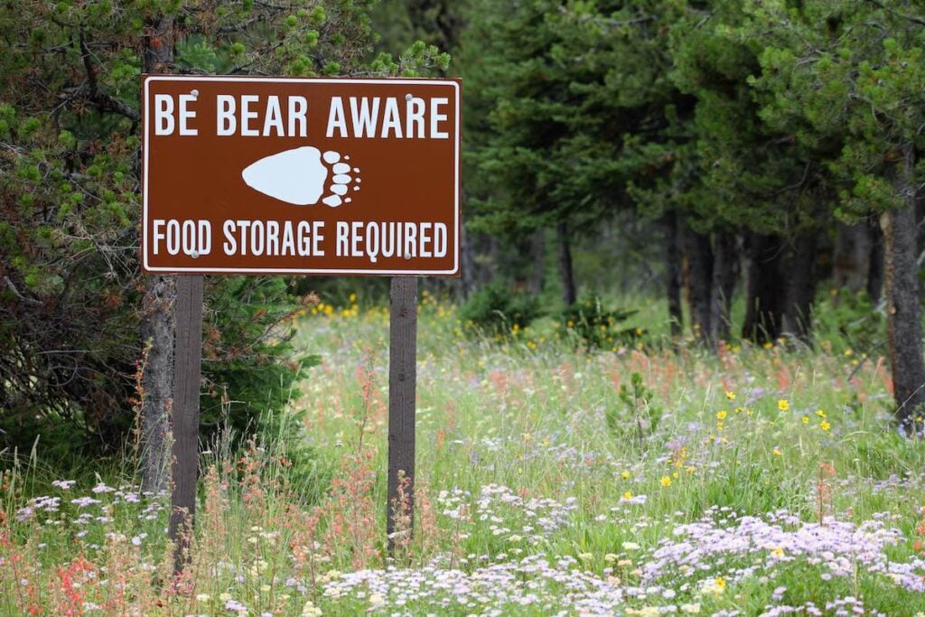 The Complete Guide To Yosemite National Park Camping 3 A warning sign to be aware of bears in the back country