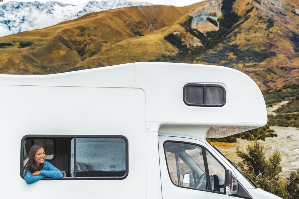 Best RVs For Full-Time Living

