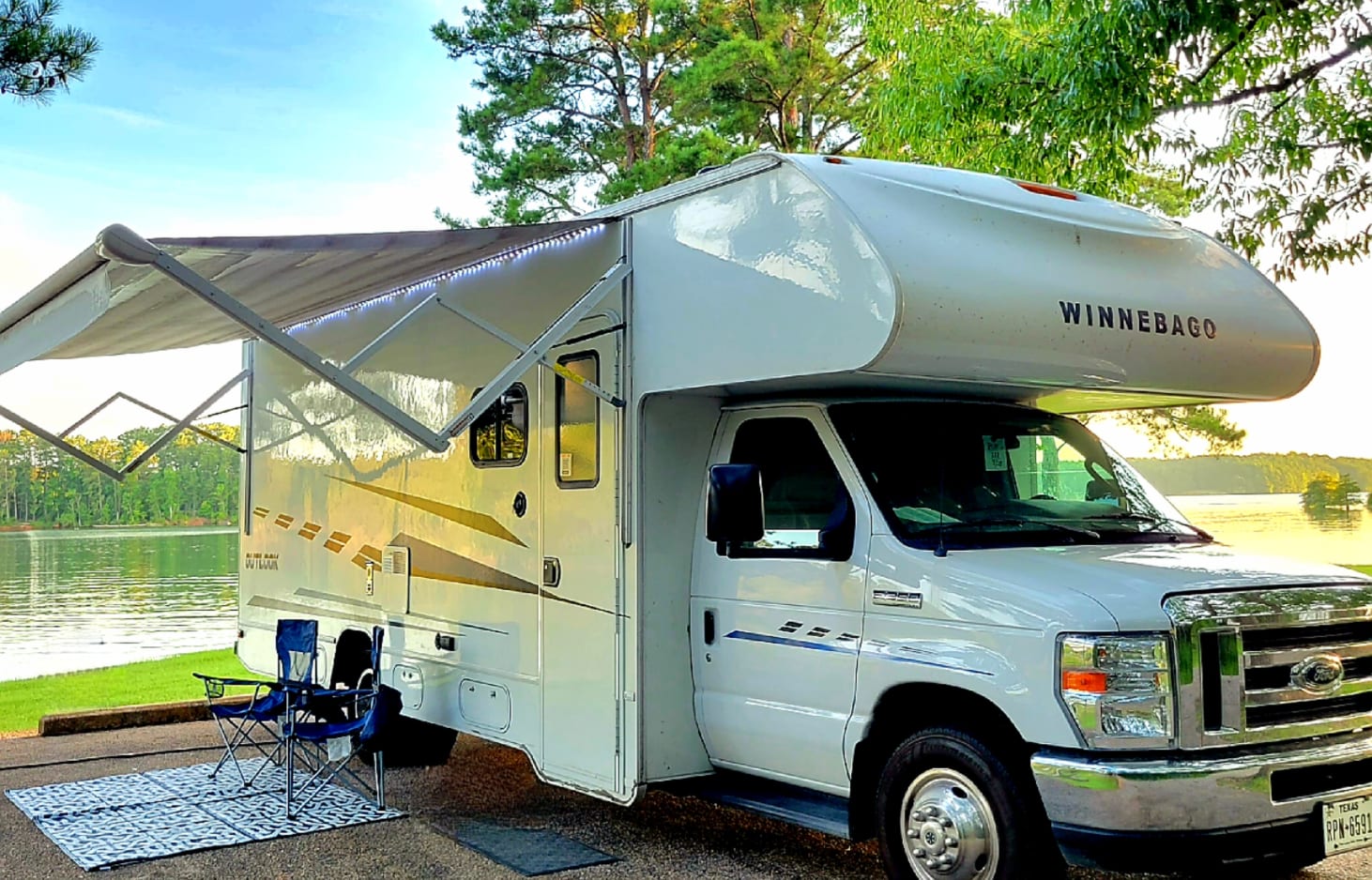 Find Your Perfect Ride: 10 Best RV Rentals in San Antonio - Beyond The Tent