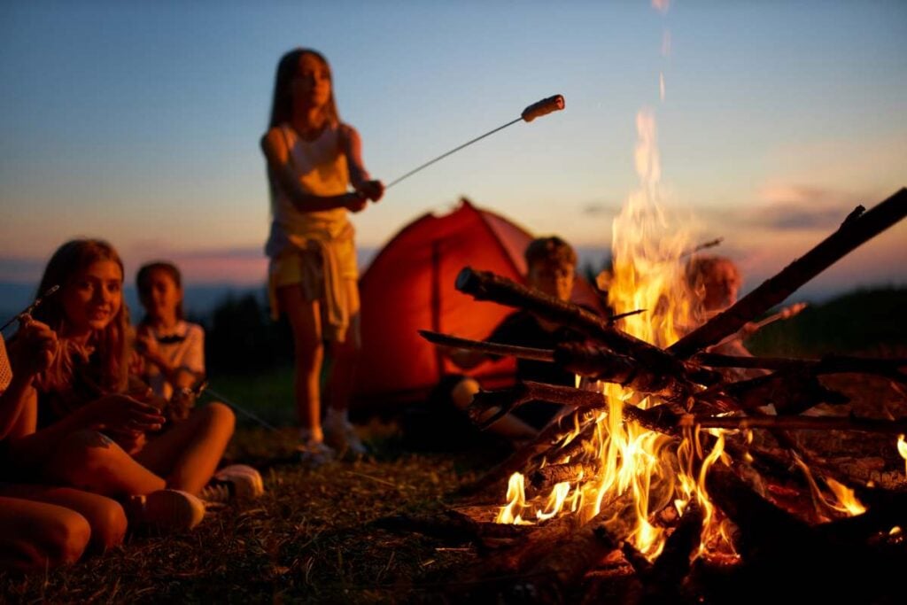13 Easy Camping Meals Anyone Can Make 5 Smores