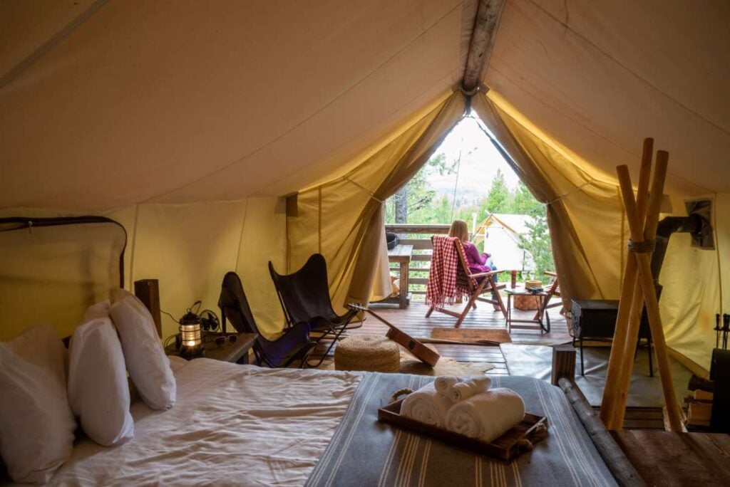 Luxury tent glamping